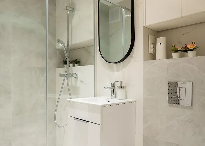 Grzybowska By Sofija Guest house *